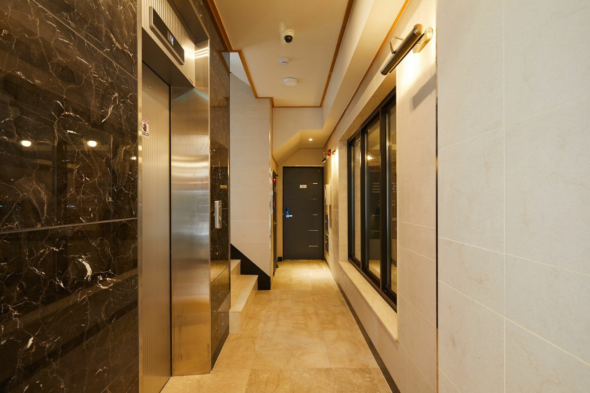 Red Stone Guesthouse Seoul Exterior foto